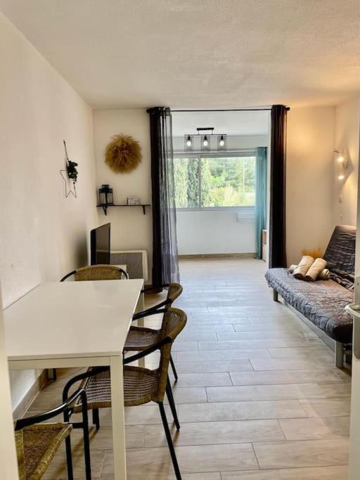 Joli Studio Cosy De 31 M2 Bord De Mer Acces Pmr 4Personnes La Ciotat Zewnętrze zdjęcie