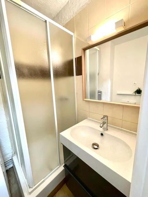 Joli Studio Cosy De 31 M2 Bord De Mer Acces Pmr 4Personnes La Ciotat Zewnętrze zdjęcie